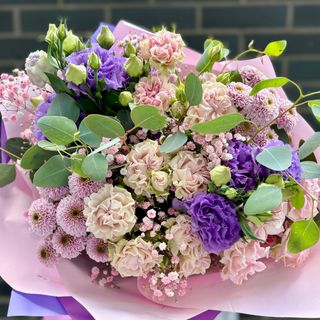 Bukiet „ Lila Róż”