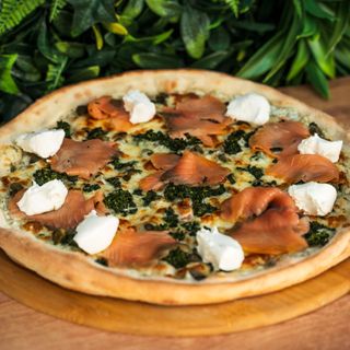 Pizza łosoś z mascapone