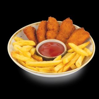 Stripsy z kurczaka z frytkami