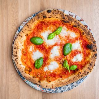 Pizza Margherita Classica