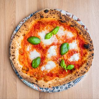 Pizza Margherita Classica