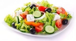 Sałatka z polędwiczkami