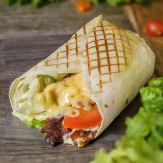 Tortilla z serem duża