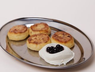 Syrniki z kremem mascarpone