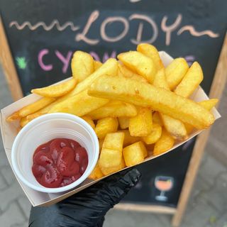 duże FRYTKI belgijskie