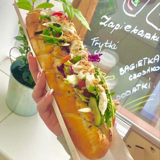 super HOT DOG + Tymbark 250ml GRATIS !!!