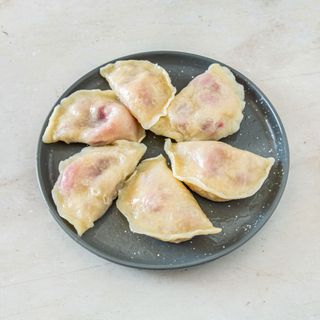 Pierogi z Wiśniami 6 Szt.