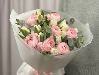 Lady Pink vs tulipan white vs eukaliptus