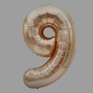 Balon z helem cyfra 9