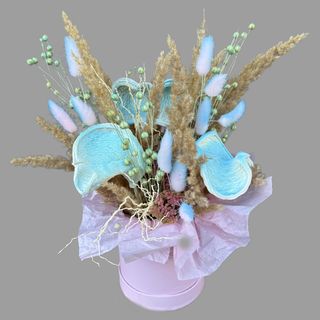 Kompozycja z kwiatow stabilizowanych 44