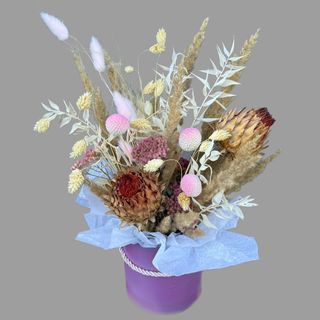 Kompozycja z kwiatow stabilizowanych 45