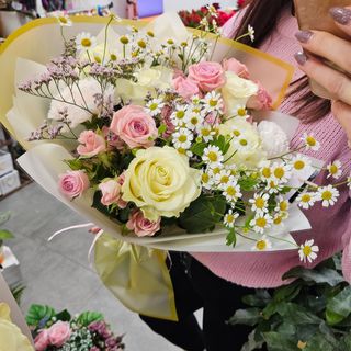 Bukiet kwiaty mieszane S