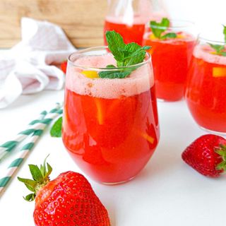 Lemoniada Truskawskowa