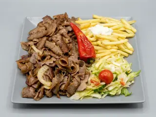 Kebab na Talerzu Kraftową Wołowiną
