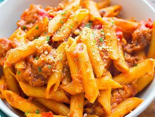 penne pasta  + krewetki