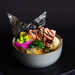 Bowl łosoś pieczony.