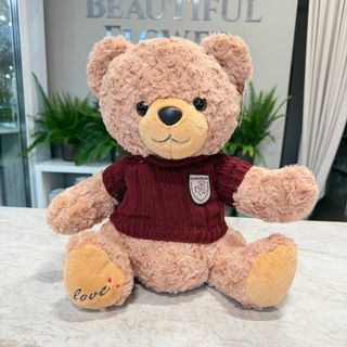 Brown Love Bear