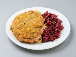 Bryzol wieprzowy ,frytki , surówka+zupa