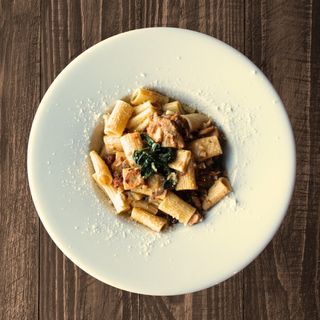 Pasta pollo e spinaci