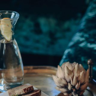 Frytki kręcone przyprawione czosnkiem i cebulką