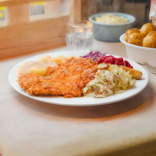 Kotlet drobiowy w panierce panko+ zupa dnia