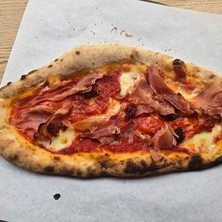 PINSA MEAT LOVER NDUJA