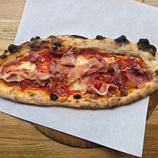 PINSA MEAT LOVER SALSICCA