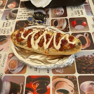 Zapiekanka z serem i pieczarkami 