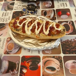 Zapiekanka z serem i pieczarkami