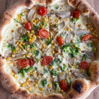Pizza Al Broccoli
