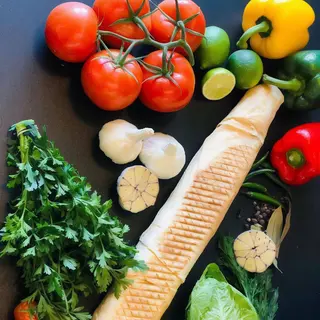 Pita z surówką duża