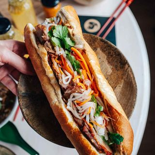 Bahn Mi Thit