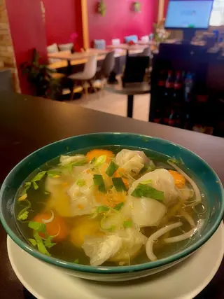 Wonton soup