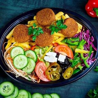 Talerz Falafel