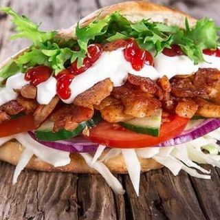 Kebab w bułce Hollandian