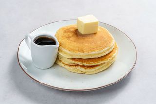 Pancakes z syropem klonowym