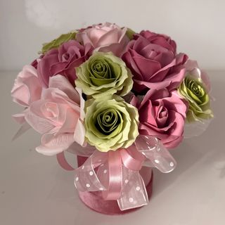 Box z mydłianych kwiatów Aksamit