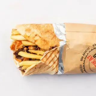 Ciasto małe + frytki ( w środku)