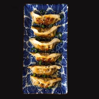 PIEROŻKI GYOZA Z WARZYWAMI