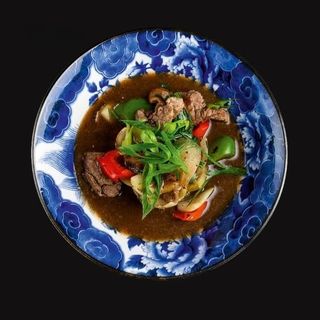 NUE PAD PRICK THAI DAM