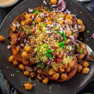 Chole tikki chaat