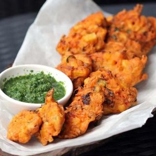 Mix Pakoda (fritters)
