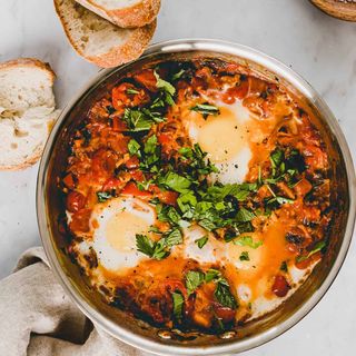 Egg Shakshuka w toasted bread