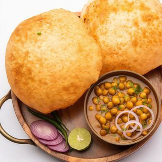Saffron Special chole bhature 