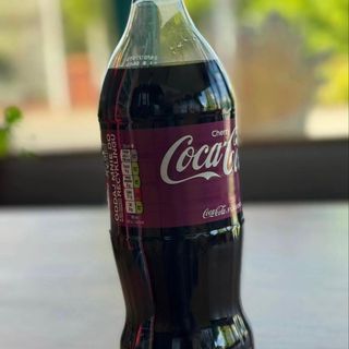coca cola cherry 500ml