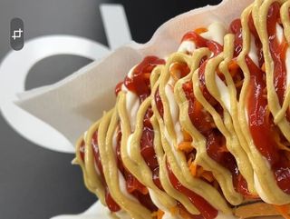 Hot dog z wędzoną parówką