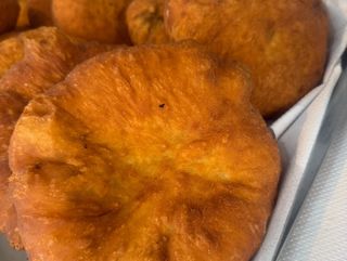 Pirożek z kapustą i grybami