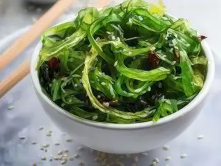 Sałatka Wakame łagodna