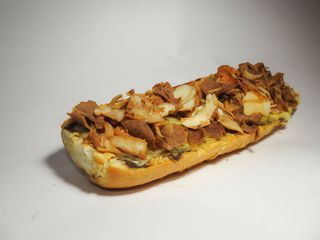 35. Zapiekanka z kebabem