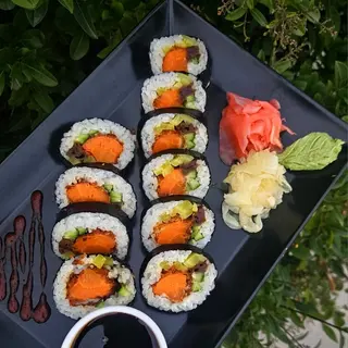 SUSHI HALLOUMI (GF)